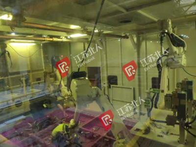 某客车的侧围、顶盖自动化焊接站