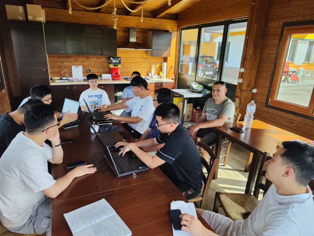 AG旗舰厅海外项目团队出征意大利